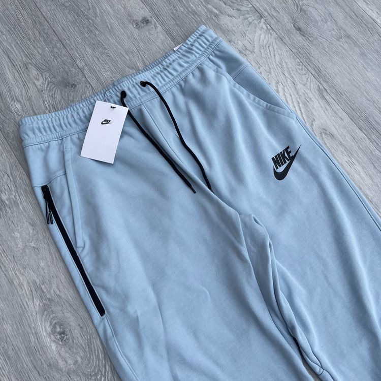 Immagine di Nike Tech Fleece Essentials Slim Pants Sweatpants Joggers - Light Blue [DD5293-440] 2
