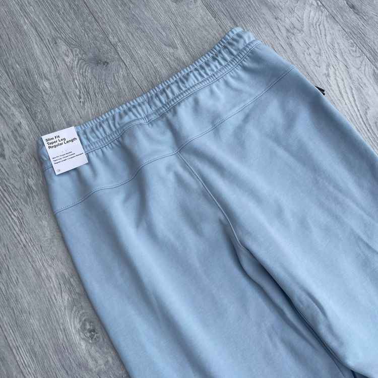 Immagine di Nike Tech Fleece Essentials Slim Pants Sweatpants Joggers - Light Blue [DD5293-440] 5