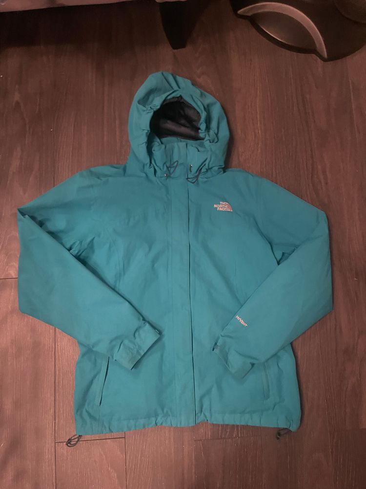 Turquoise Hyvent North Face Raincoat
