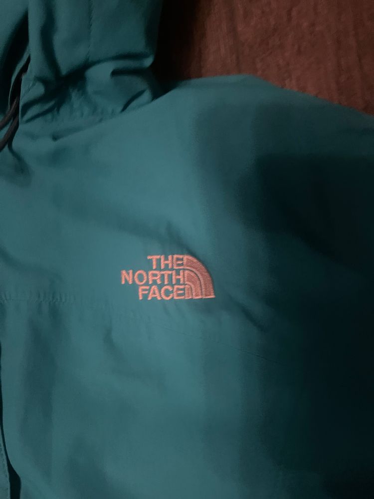 Immagine di Turquoise Hyvent North Face Raincoat 2