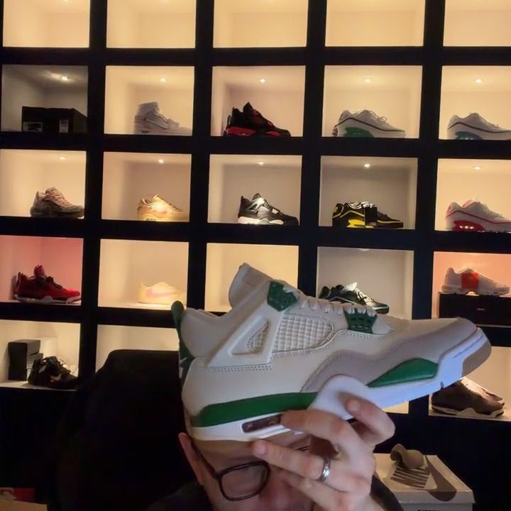 Jordan Jordan 4 Pine Green UK7 product image