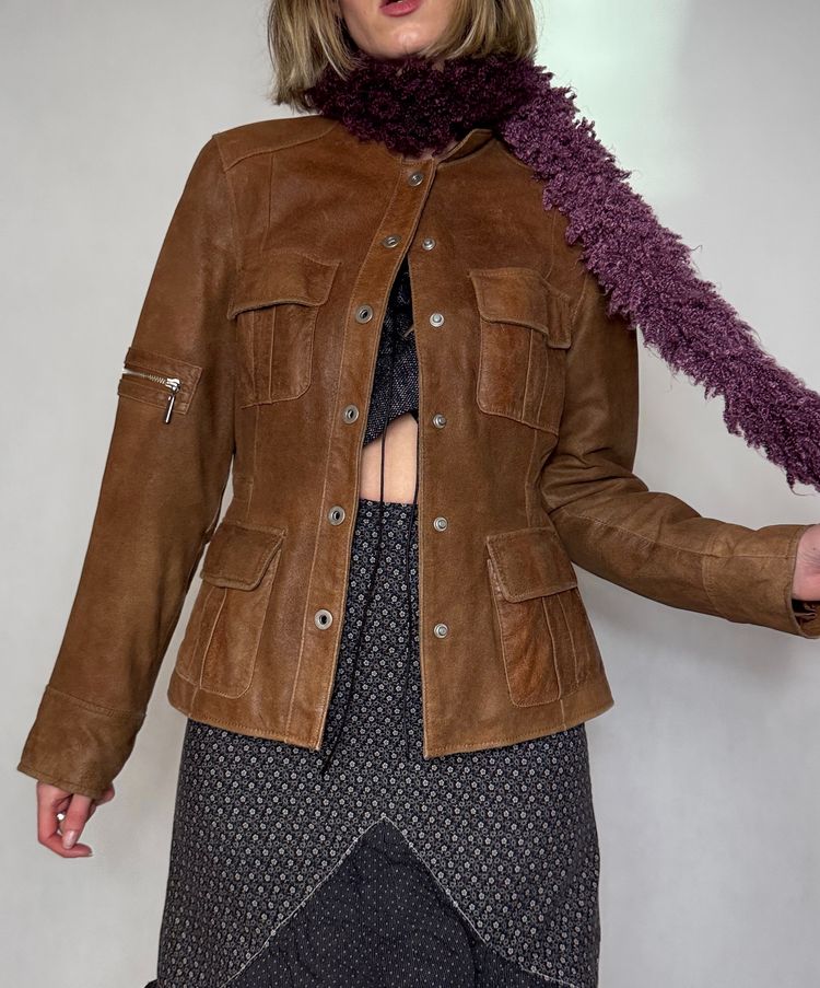 Immagine di brown genuine leather jacket 4