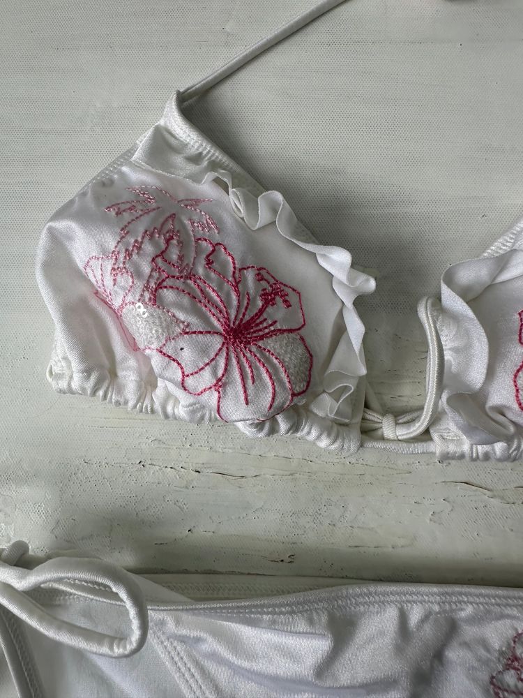 ‼️💻sailor drop | small white floral embroidered bikini set 5