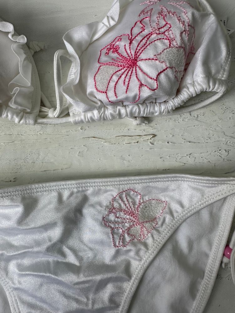 ‼️💻sailor drop | small white floral embroidered bikini set 10