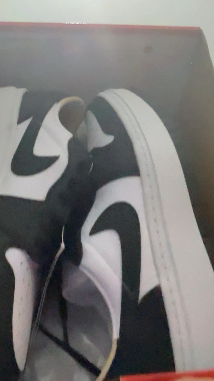 Jordan Jordan 1 low elevate NEW FULL BOX UK8.5 product image
