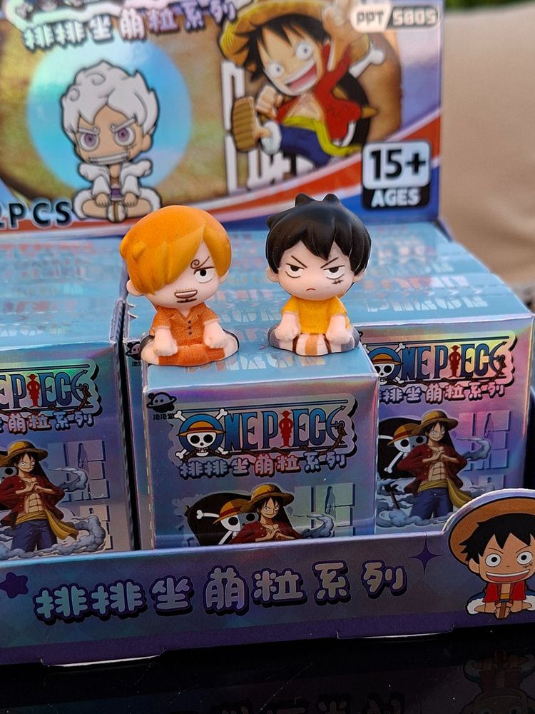 One Piece Themed Collectible Figures 2