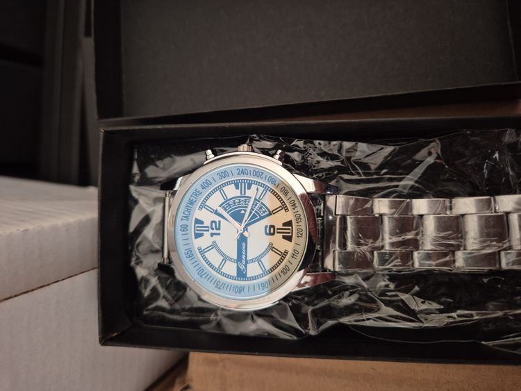 Silver Metal Wristwatch With Blue And White Dial 2