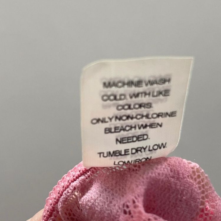Immagine di Pink Lace Camisole Top 5
