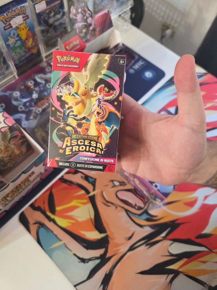 Pokémon Trading Card Game Booster Pack image 1