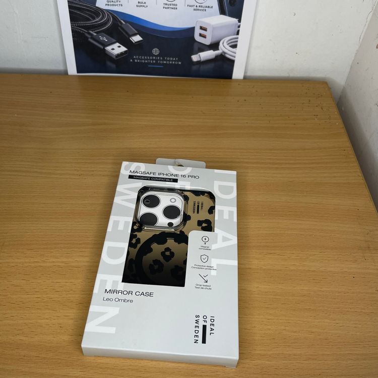 Mirror Case For Iphone 16 Pro image 1