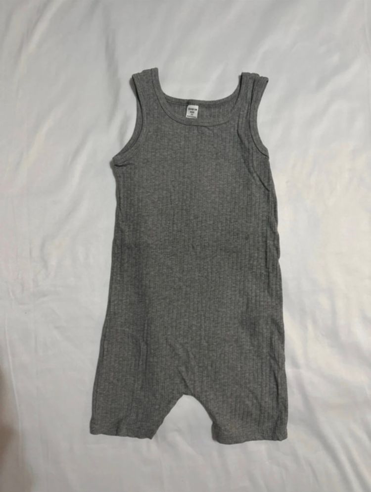 Ribbed Sleeveless Romper 2