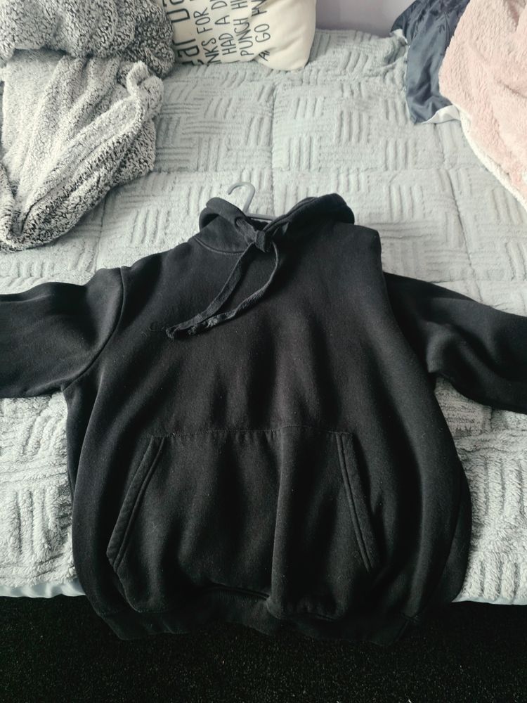 Immagine di Black Hoodie 1