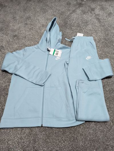 Kids Nike Blue XL set hoodie and joggers BNWT