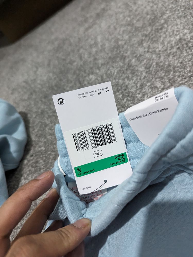 Kids Nike Blue XL set hoodie and joggers BNWT image 4