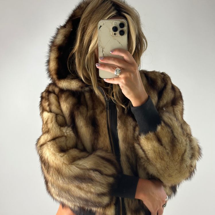 Immagine di Brown Fur Hooded Jacket 4