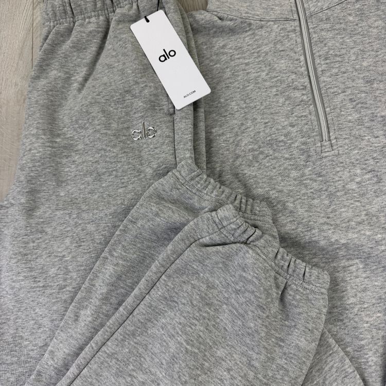 Alo Men’s Grey Full 1/4 Zip & Cuffed Bottoms Tracksuit image 4