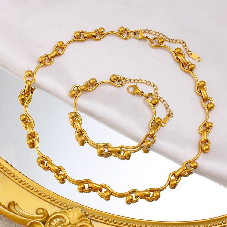 Gold-Tone Necklace And Bracelet Set image 2