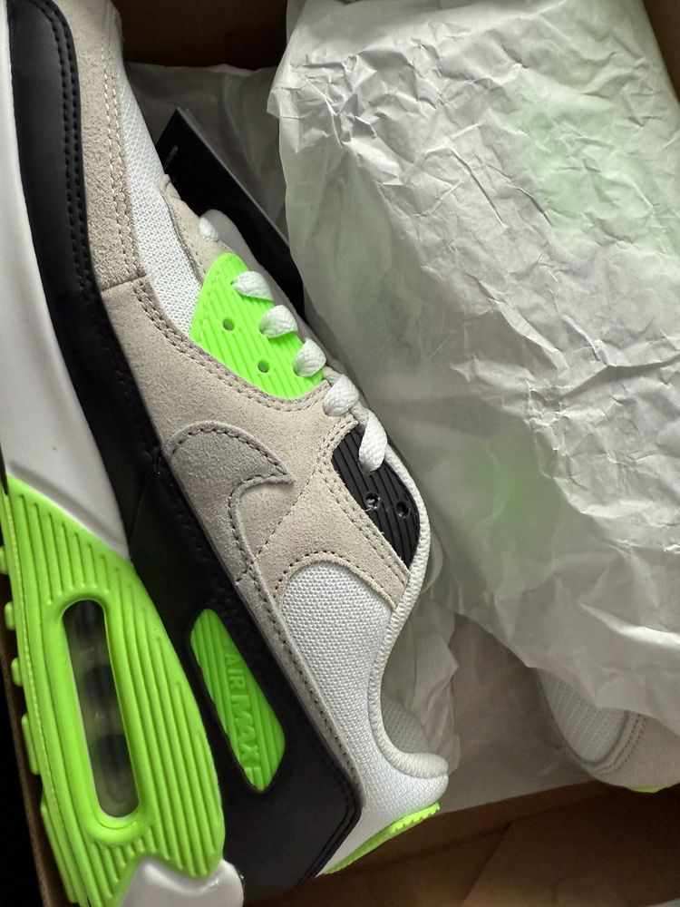 White And Neon Green Sneakers new boxed 