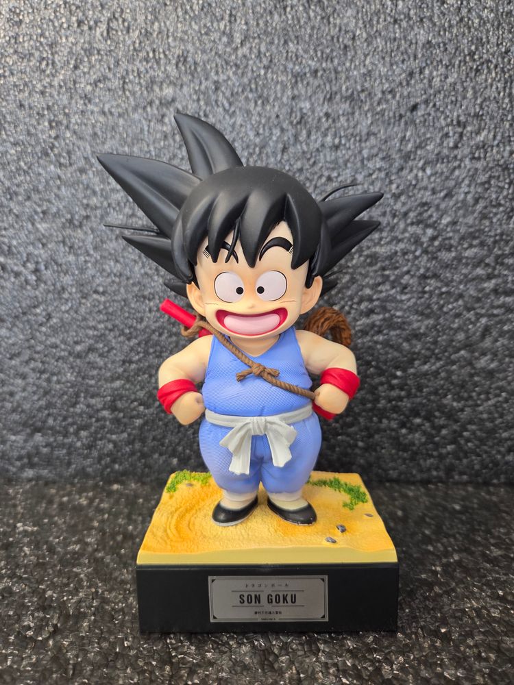 Son Goku Figure