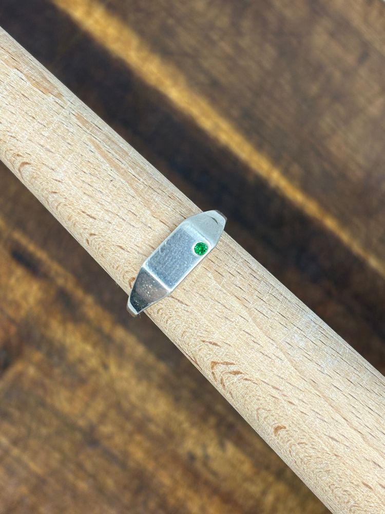 Sterling Silver Green Stone Signet Ring
