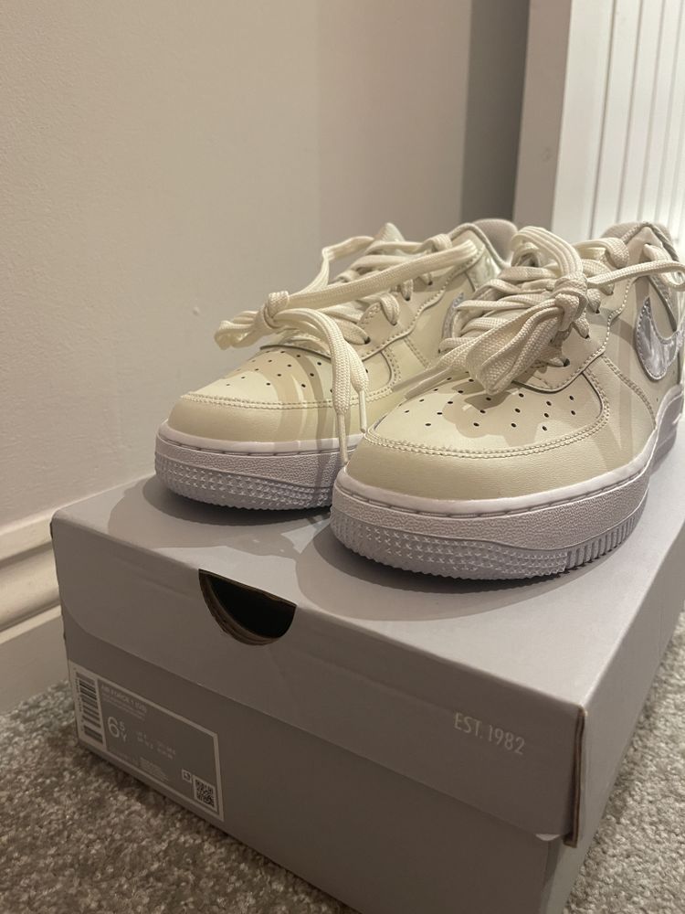 Nike air force 1 image 1
