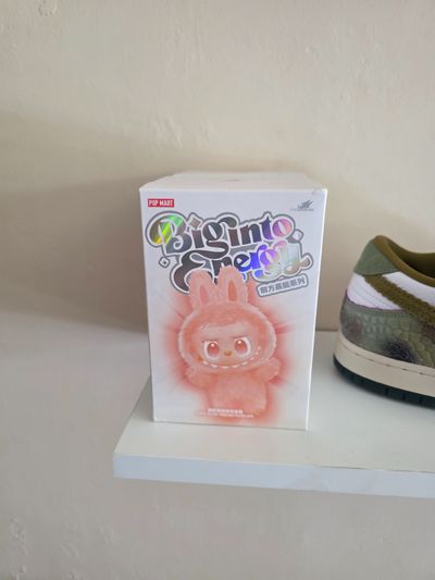 Pop Mart 'Big into Friends' Figure
