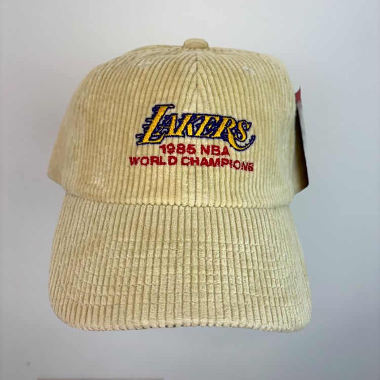 Mitchell & Ness Lakers 1985 NBA World Champions Corduroy Cap image 3