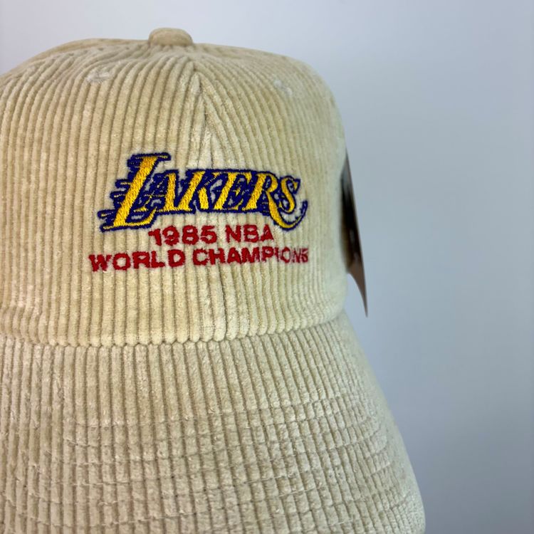 Mitchell & Ness Lakers 1985 NBA World Champions Corduroy Cap image 2