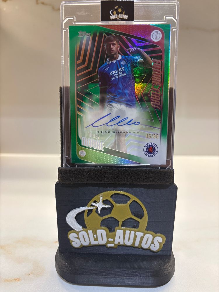 Topps  mikey moore Soccer Trading Card image 1