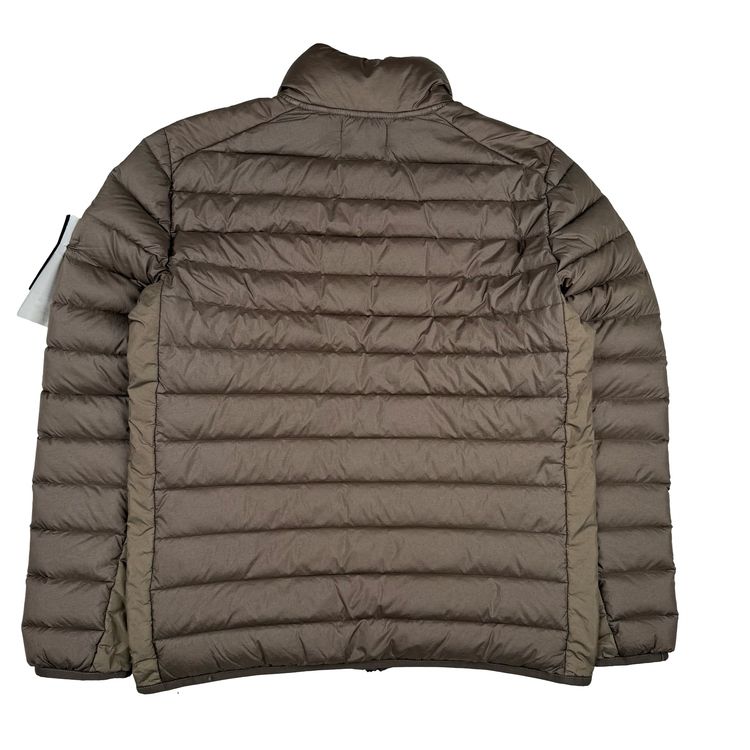 Immagine di Stone Island 2024 Chocolate Loom Woven Chambers R Nylon Down-TC Puffer Jacket - Medium 3