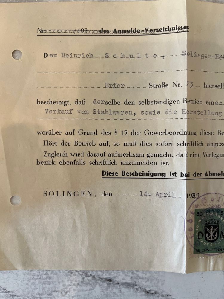 This document is a German business registration certificate (Gewerbeanmeldung-Bescheinigung) from 1939. With signature image 3