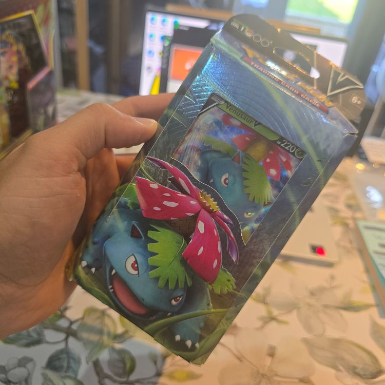 Venusaur V Pokémon Trading Card Game Deck
