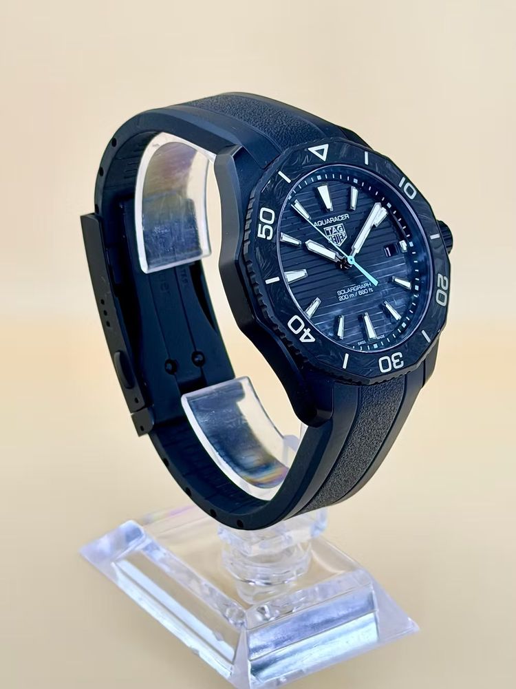 TAG Heuer Aquaracer Professional 200 Solargraph 4