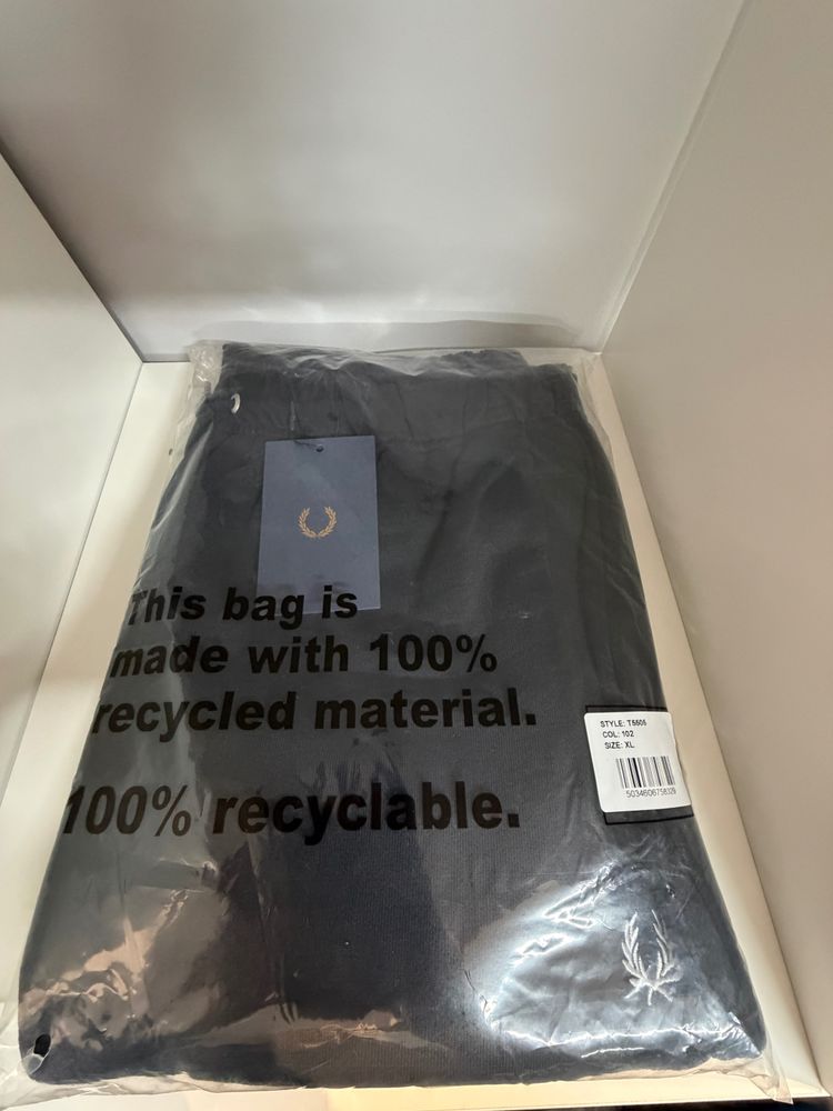 Fred Perry Black Loopback Sweatpant image 2