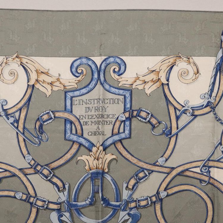 HERMES Carre90 Scarf Silk Gray Auth 206183 - Jerrillo image 3
