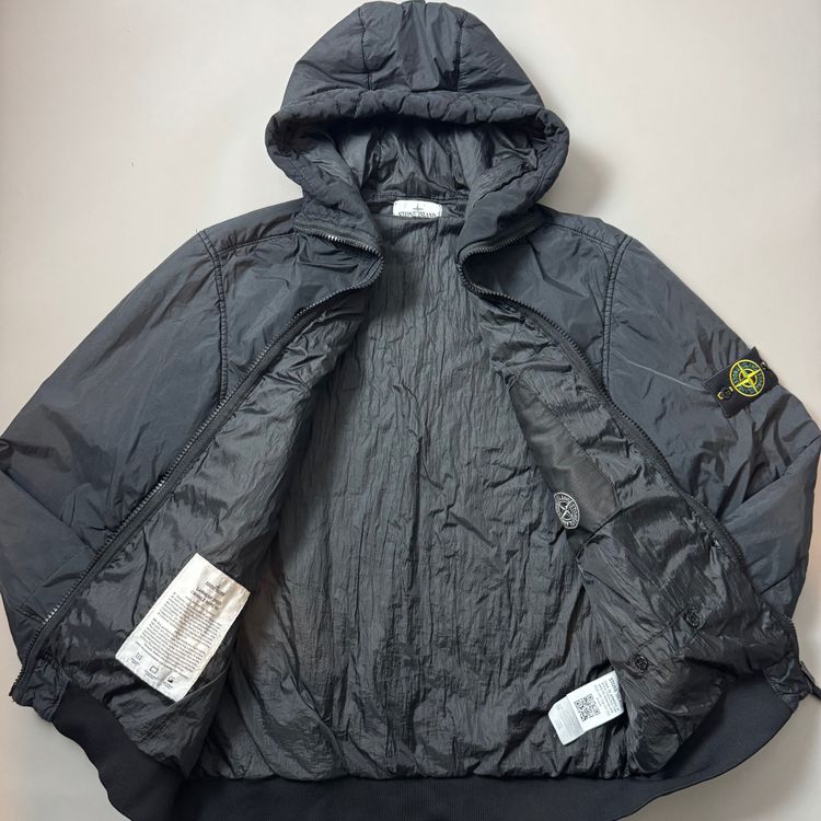Immagine di Stone Island Black Crinkle Reps NY Down Puffer Jacket - XL 2