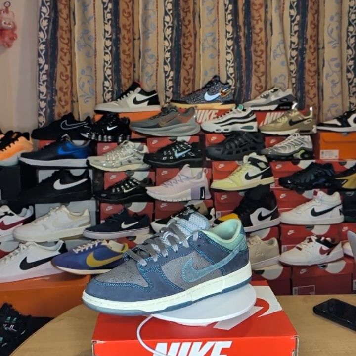 Nike Dunk Low Retro SE -Half box image 1