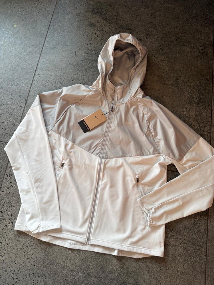 Nike Running Hooded Jacket image 2