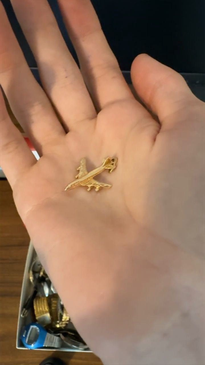Other 14ct Gold Airplane Pendant - 3.05 Grams product image