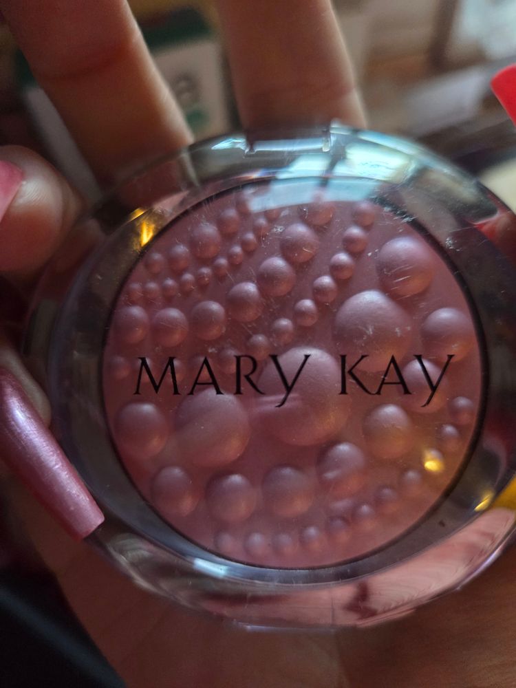 Mary Kay Pink Blush Compact image 2