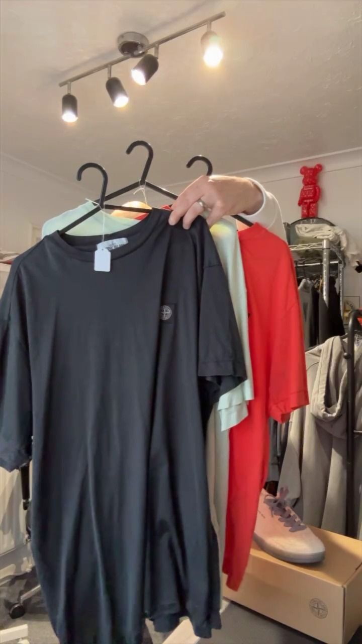 Stone Island 621, 586 and 676 3 x Stone Island tees, all XL, mint, red and black product image