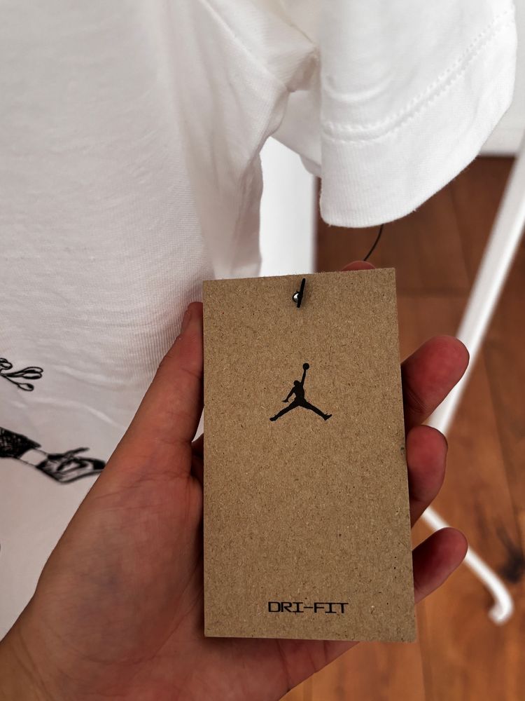 Jordan Maison Des Champs White Graphic T-Shirt image 5