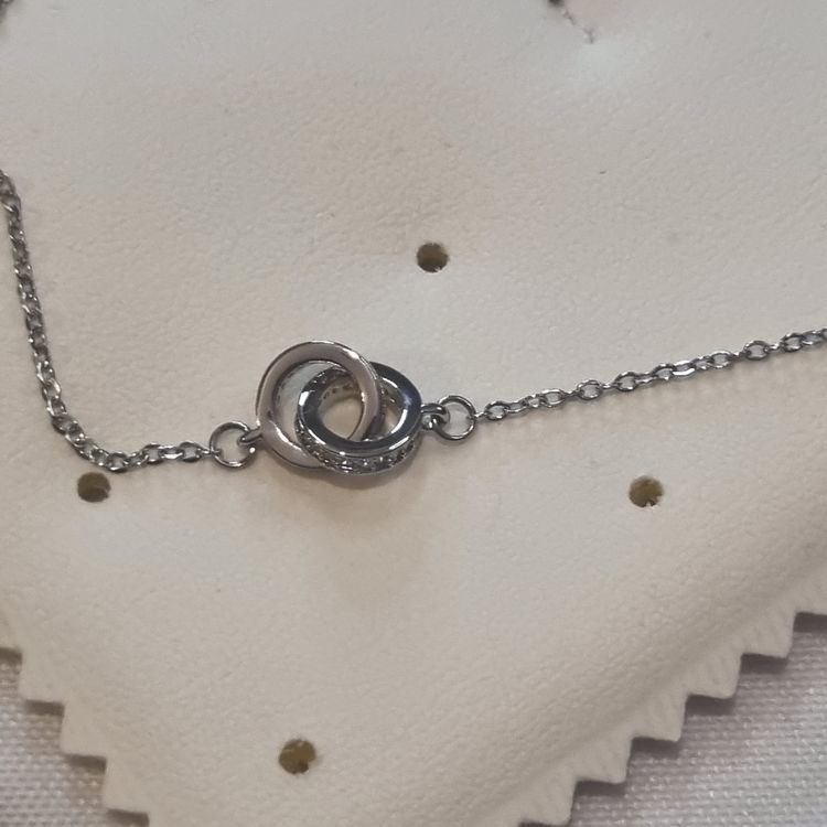 Silver Chain Necklace With Interlocking Rings Pendant