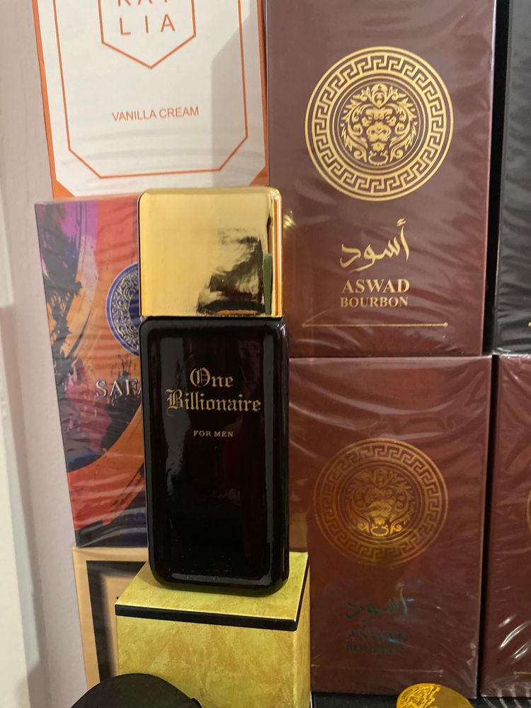 Other Black And Gold Men'S Fragrance Bottle product image