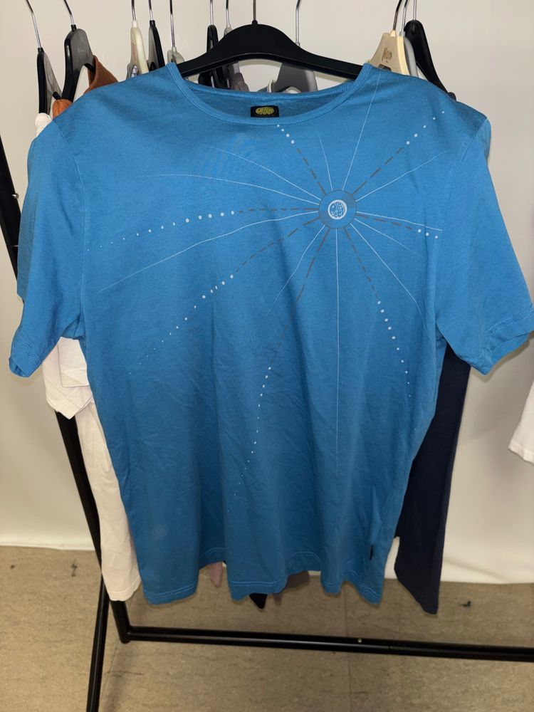 Other Blue T-Shirt With Radial Dot Design product image