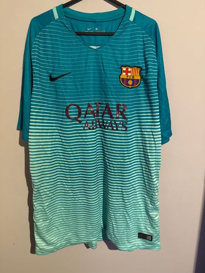 Nike Fc Barcelona Football Jersey (XL) needs flatten
