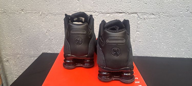Nike Shox NZ UK 7.5 EUR 42 Triple Black Brand New Box No Lid image 4