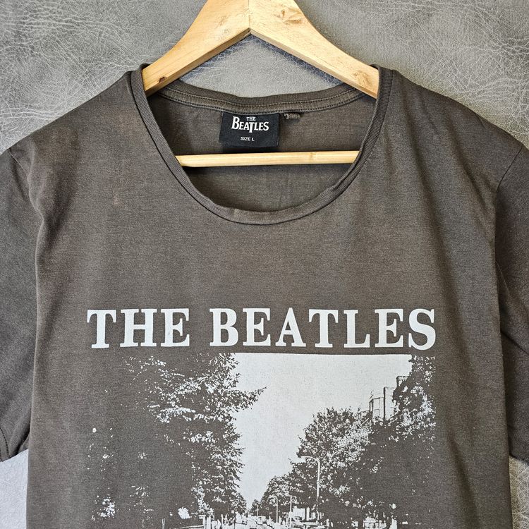 Vintage Beatles t Shirt Short Sleeve Tee Abbey Road L Mens Graphic tee image 4