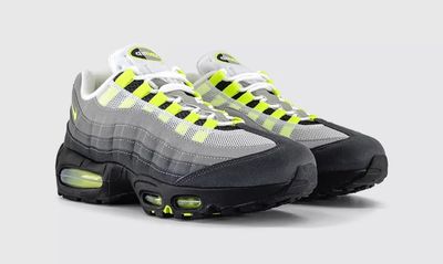 Nike Air Max 95 OG Neons uk size 9.5 Brand new full mint box