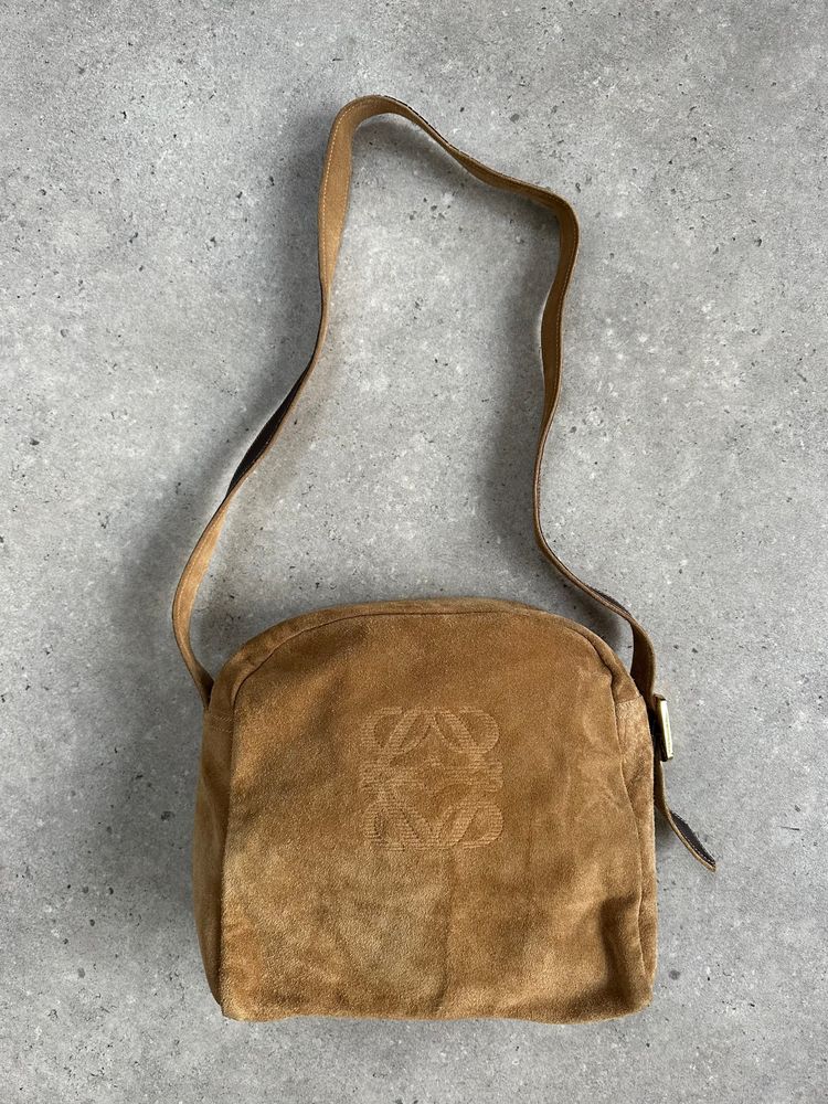 Loewe 1990s Suede Anagram Crossbody Bag 15